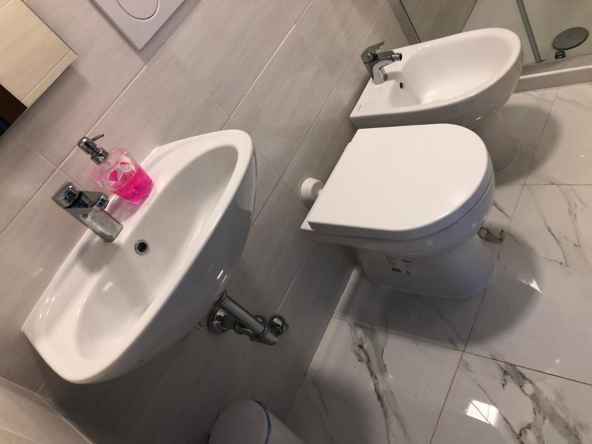 Relaxon Guest House Rome Bagian luar foto